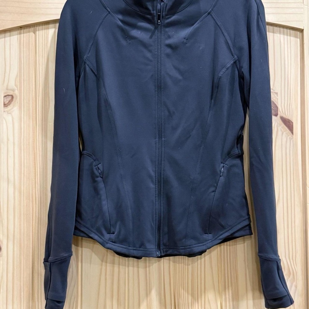 Lululemon Women's Black Track Jacket Full Zip Thumb Holes Lightweight Activewear